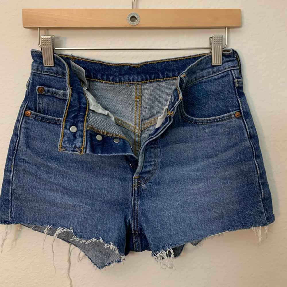Levis 501 high rise shorts